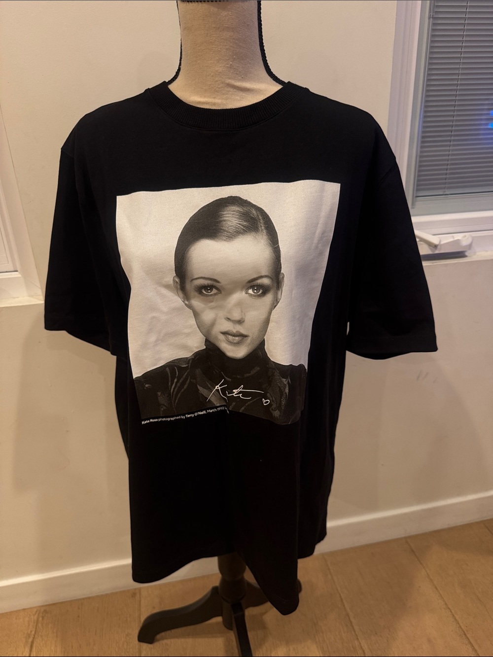 Zara Kate Moss collectionBlack Graphic Short Sleeve Tee with Monochrome Portrait